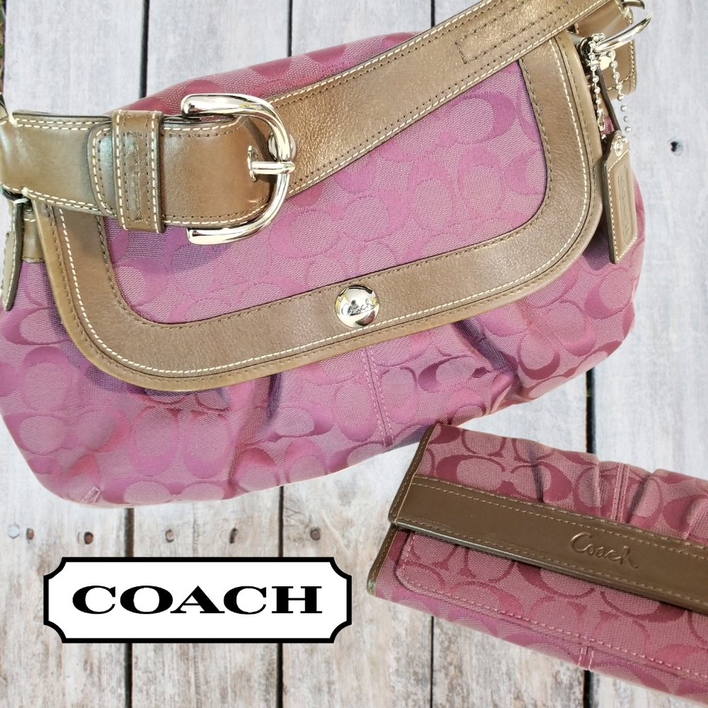 Coach Shoulder Bag - Picture 6 of 6
